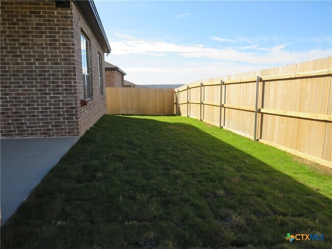 Building Photo - 3225 Tortuga Ct