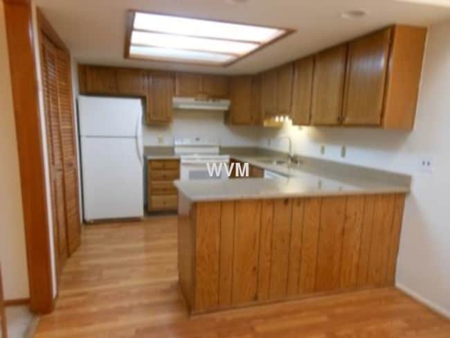 Building Photo - Manchester Park Townhouse near Chambers and Mississippi