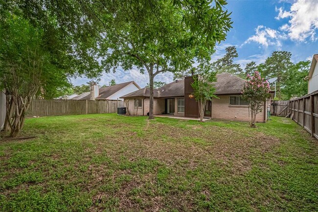 Building Photo - 2502 Knollbrook Ln