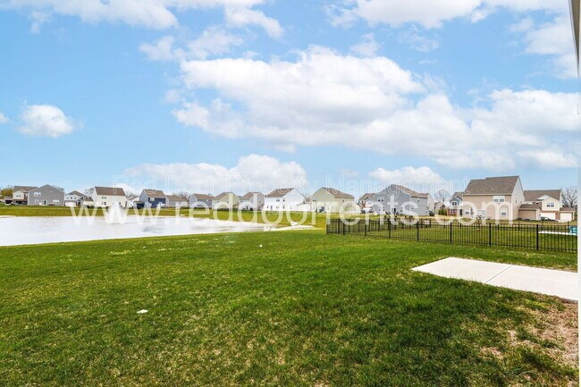 Building Photo - 7356 Parkstay Ln