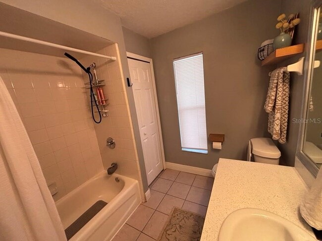 Building Photo - 1004 Chateau Cir