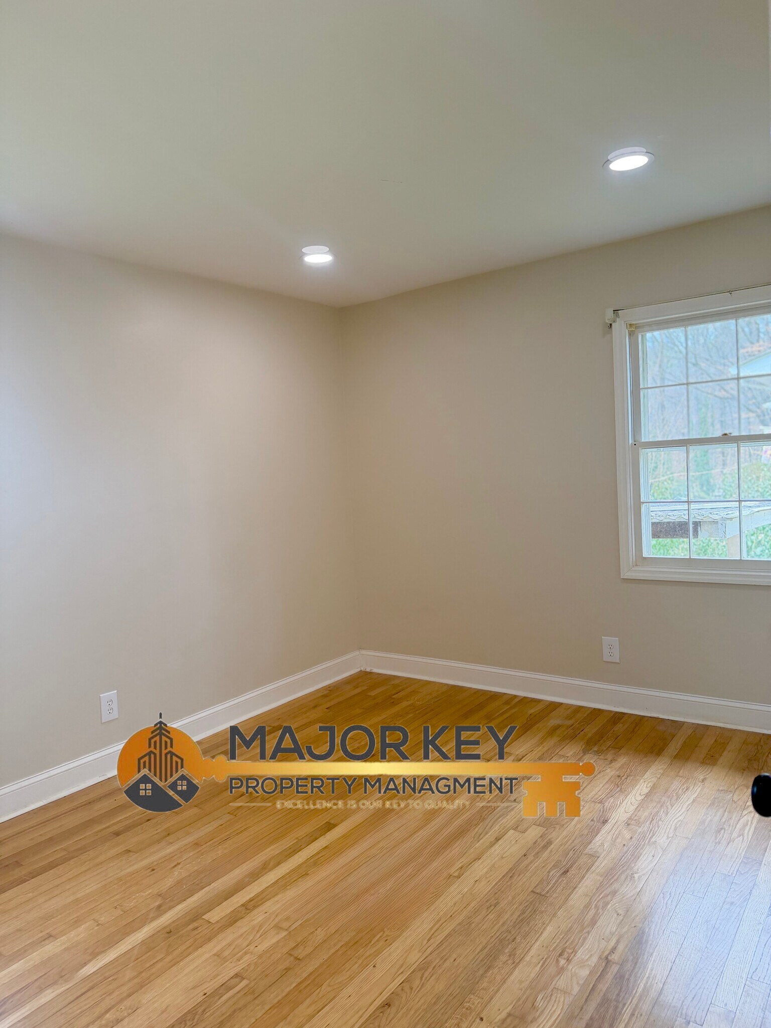 Building Photo - 4178 Suzanne Ln