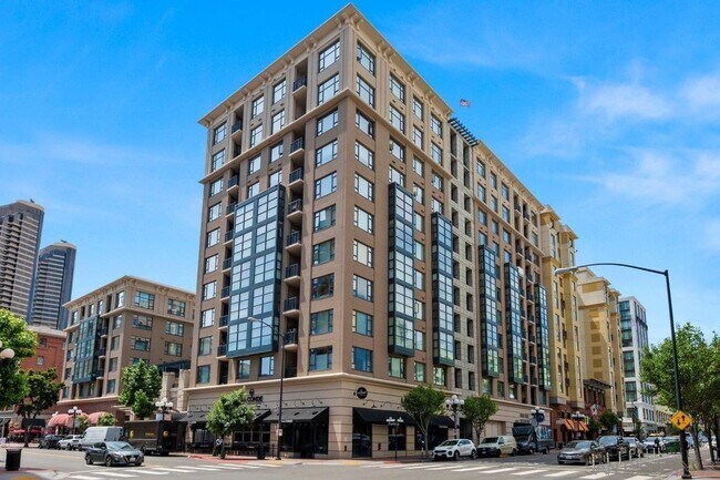 Building Photo - Newly Remodeled 2B/2BA condo w/ Reserved P...