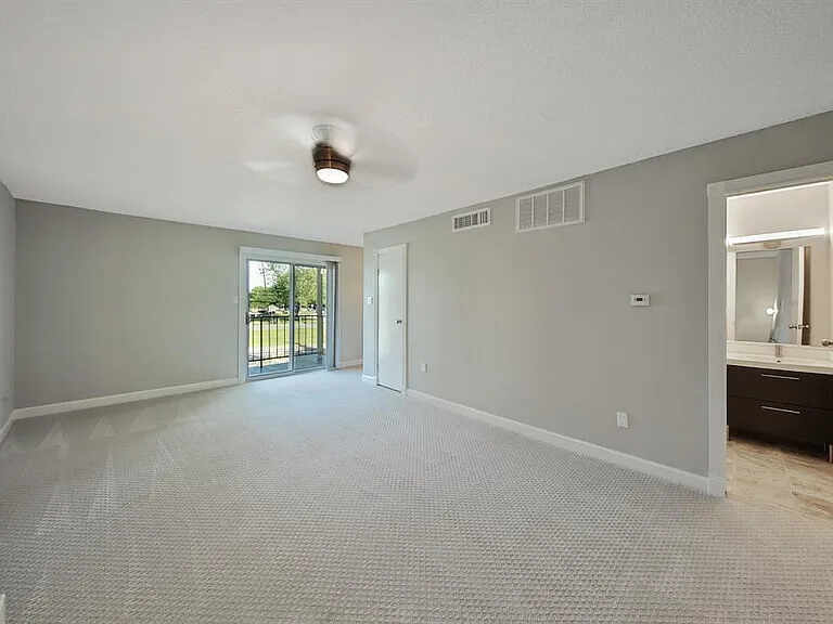 Building Photo - 2120 El Paseo St