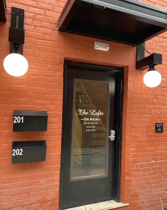 Building Photo - 201-B East Main Street, Suite 201