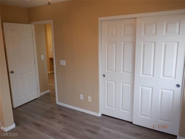 Building Photo - 7920 Windhamridge Dr