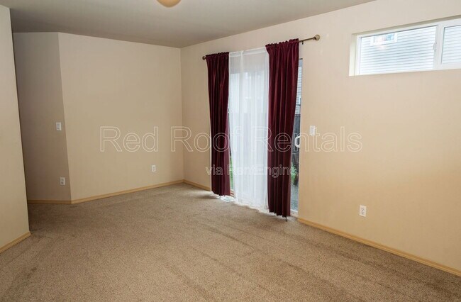 Building Photo - 20121 96th Ave E