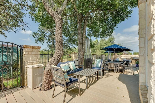 Building Photo - 12727 Cloud Mountain Crossing