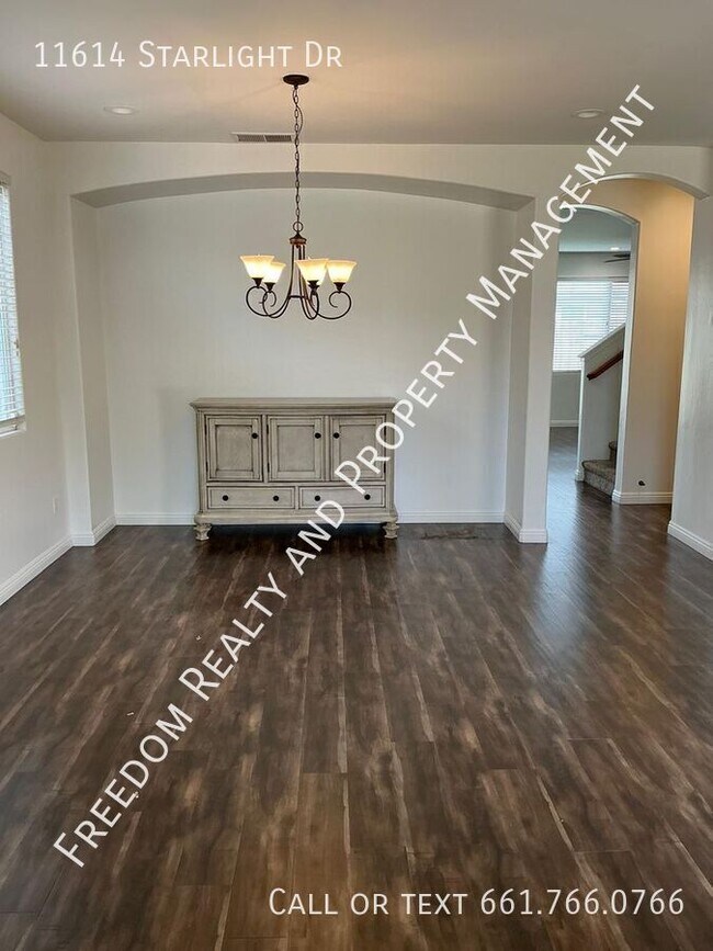 Building Photo - 11614 Starlight Dr
