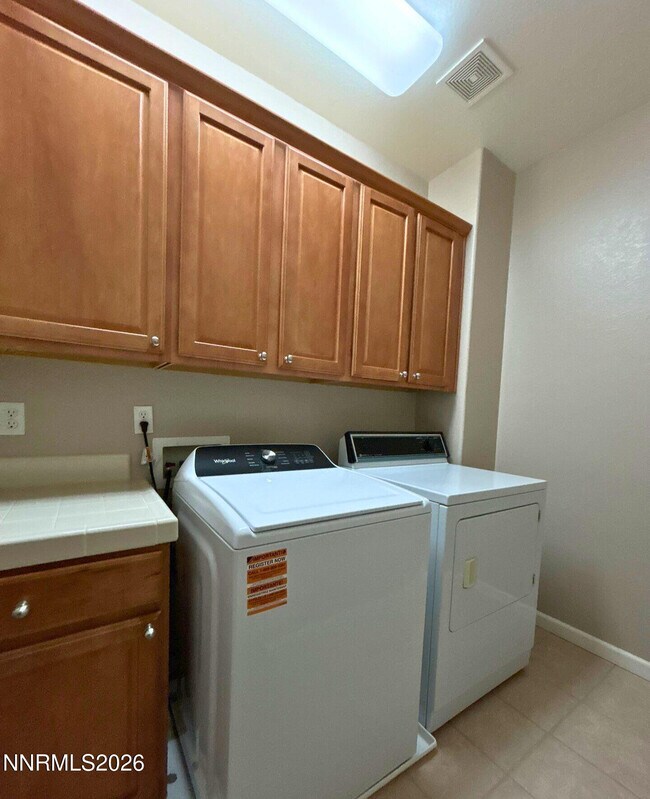 Building Photo - 10691 Fire Poppy Cir