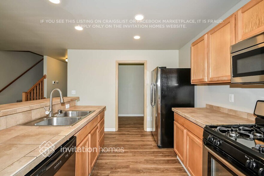 Building Photo - 5019 200th St Ct E