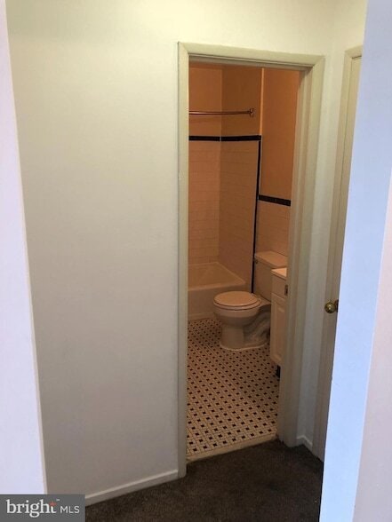 Building Photo - 4423 Romlon St