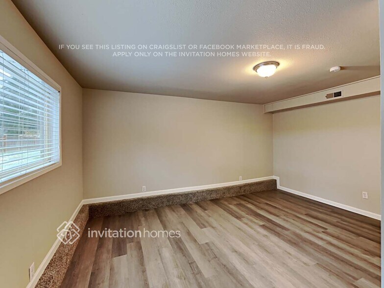 Building Photo - 8313 121st St E