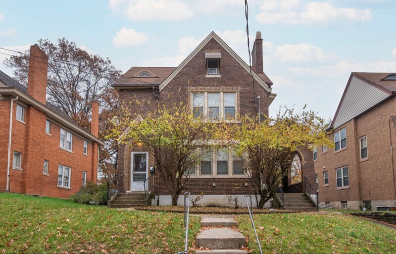 Primary Photo - 834 Hermosa Ave