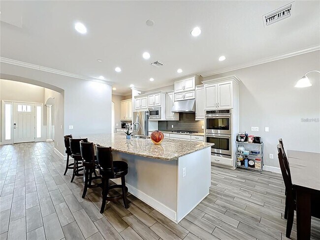 Building Photo - 6006 Anise Dr