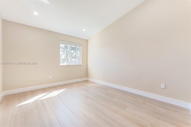Building Photo - 14325 SW 121st Pl
