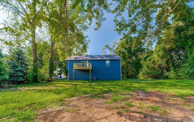 Building Photo - AVAILABLE SOON: Move-In Ready 4-Bedroom Beauty with Modern Finishes & Spacious Yard!