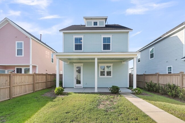 Building Photo - Beautiful 3 Bedrooms, 3.5 Bathrooms Home i...
