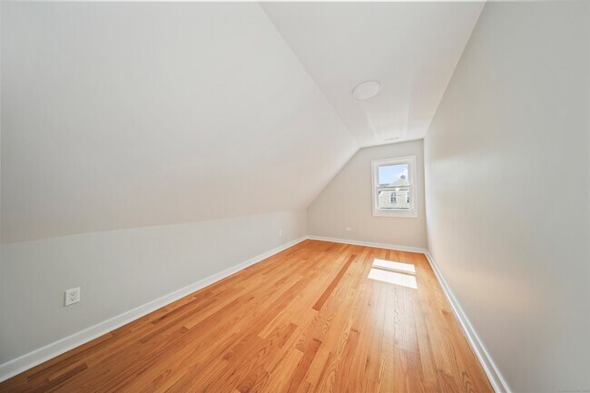 Building Photo - 42 Waterville St