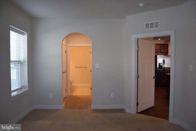Building Photo - 4861 Finnical Wy