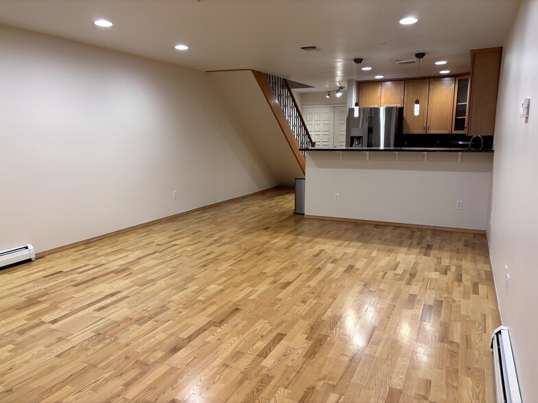 Building Photo - 4117 W Rivers Edge Cir