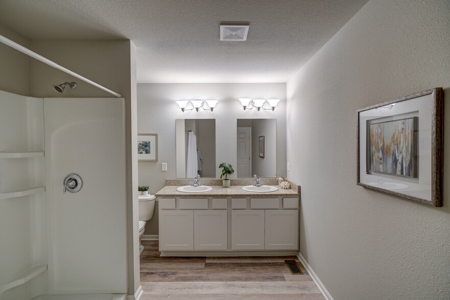 Building Photo - 639 McKay Way