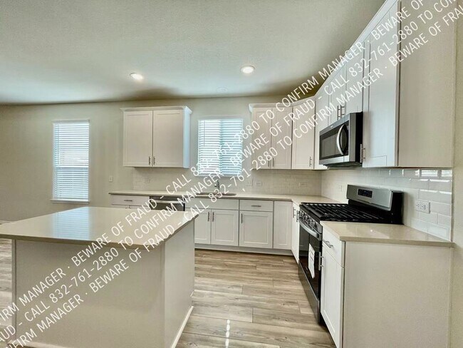 Building Photo - 8113 Branch Hollow Trail