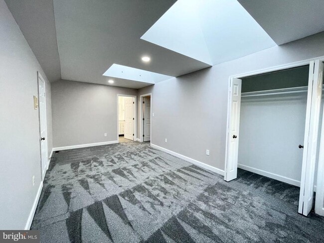 Building Photo - 6319 Chaucer View Cir