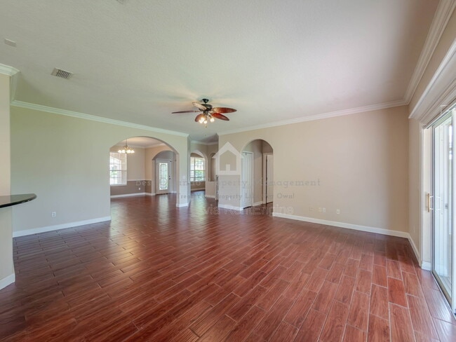 Building Photo - 5109 Legacy Oaks Dr