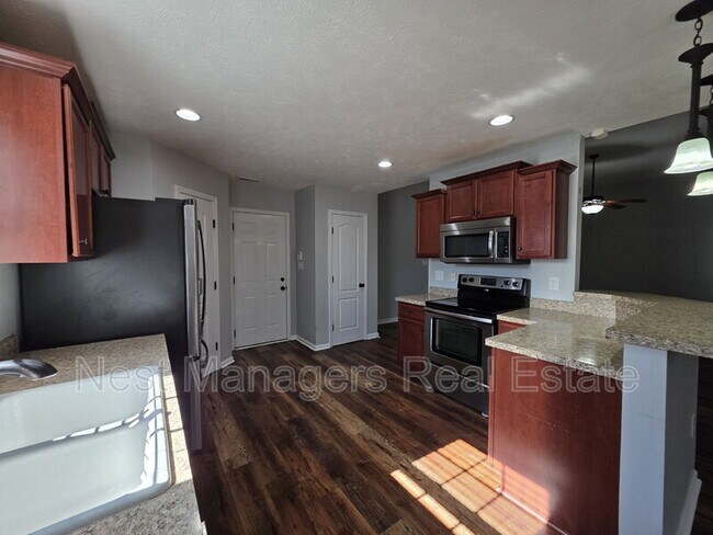 Building Photo - 366 Carolina Oaks Cir