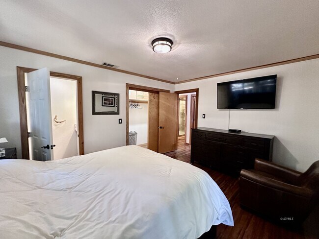 Building Photo - 2 Bedroom Home for Rent