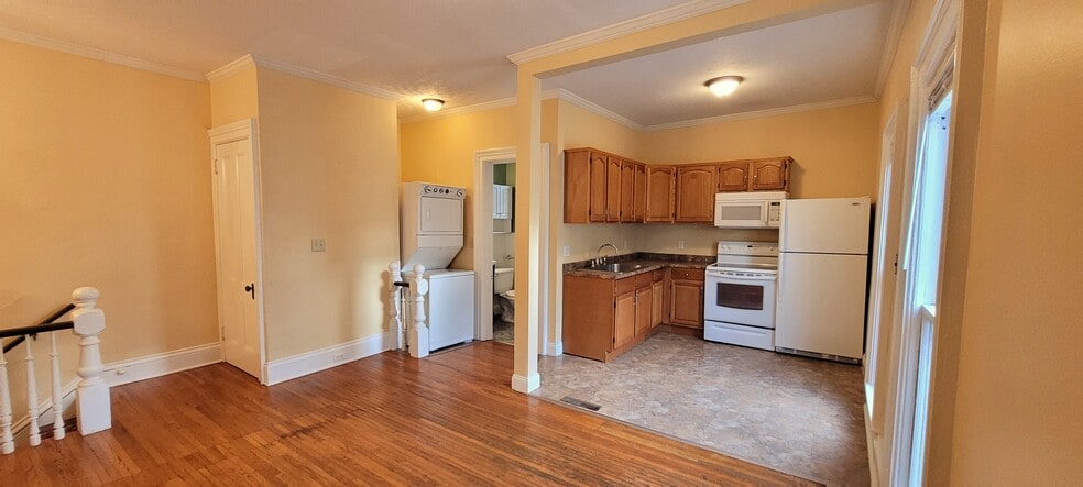 Kitchen & Laundry - 114 Elm St