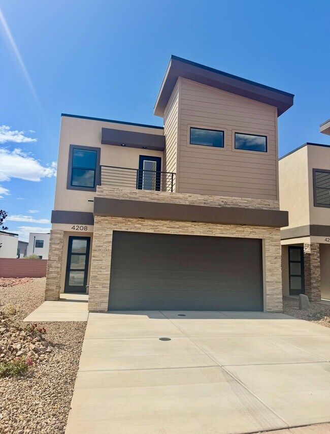 Building Photo - 4208 S Crimson Cir
