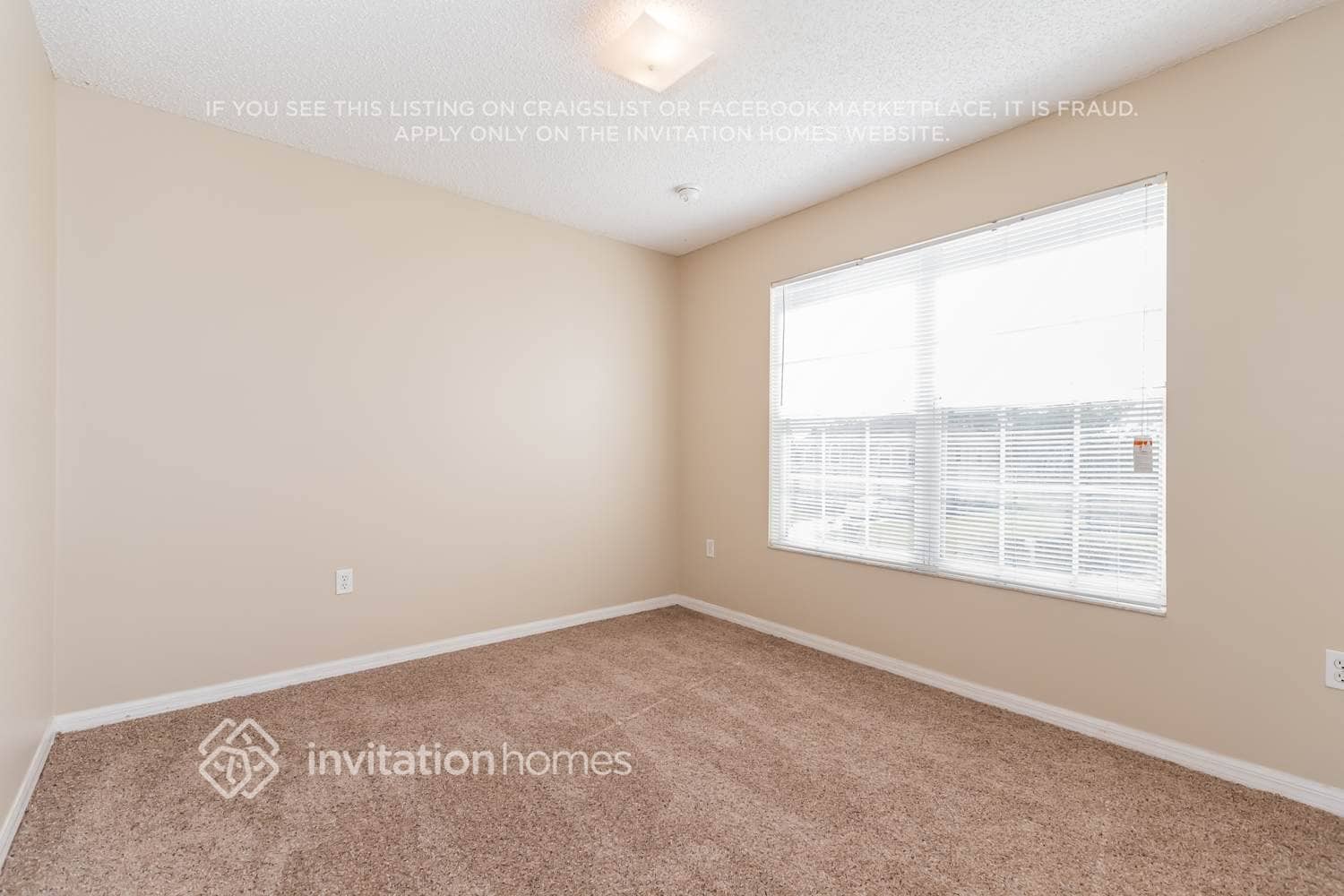 Building Photo - 654 Bluebill Ct