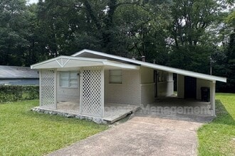 Building Photo - 861 Wright Dr