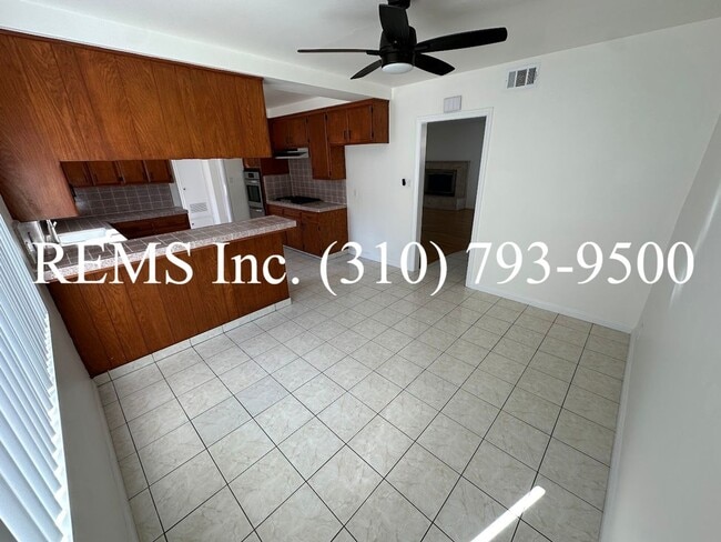 Building Photo - Beautifully Updated Home with 2-Car Garage & Large Bonus Family Room