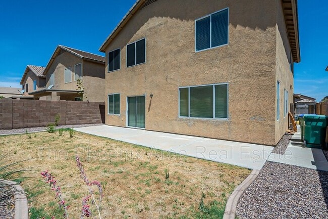 Building Photo - 44299 W Oster Dr