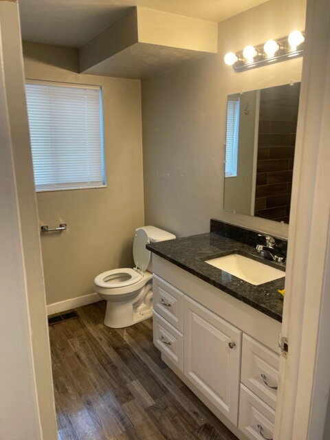 Building Photo - "Charming 2-Bed Retreat in Washington Terrace – Cozy Comfort at 912 Sq Ft!"