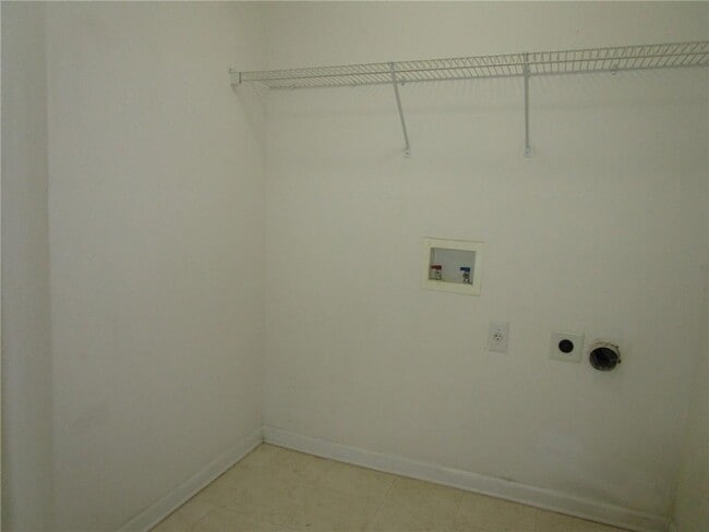 Building Photo - 3830 Guiness Way