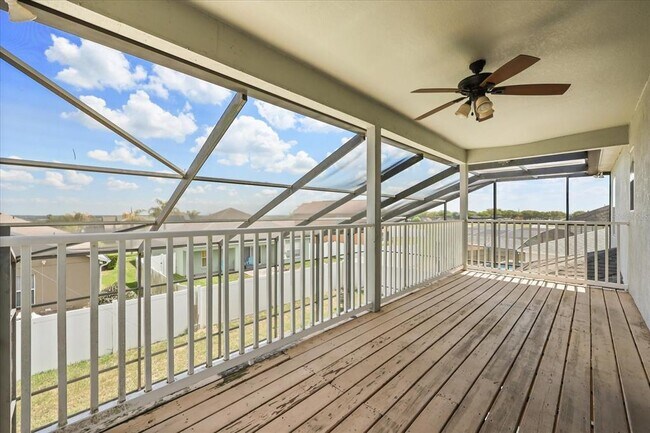 Building Photo - 628 Henley Cir