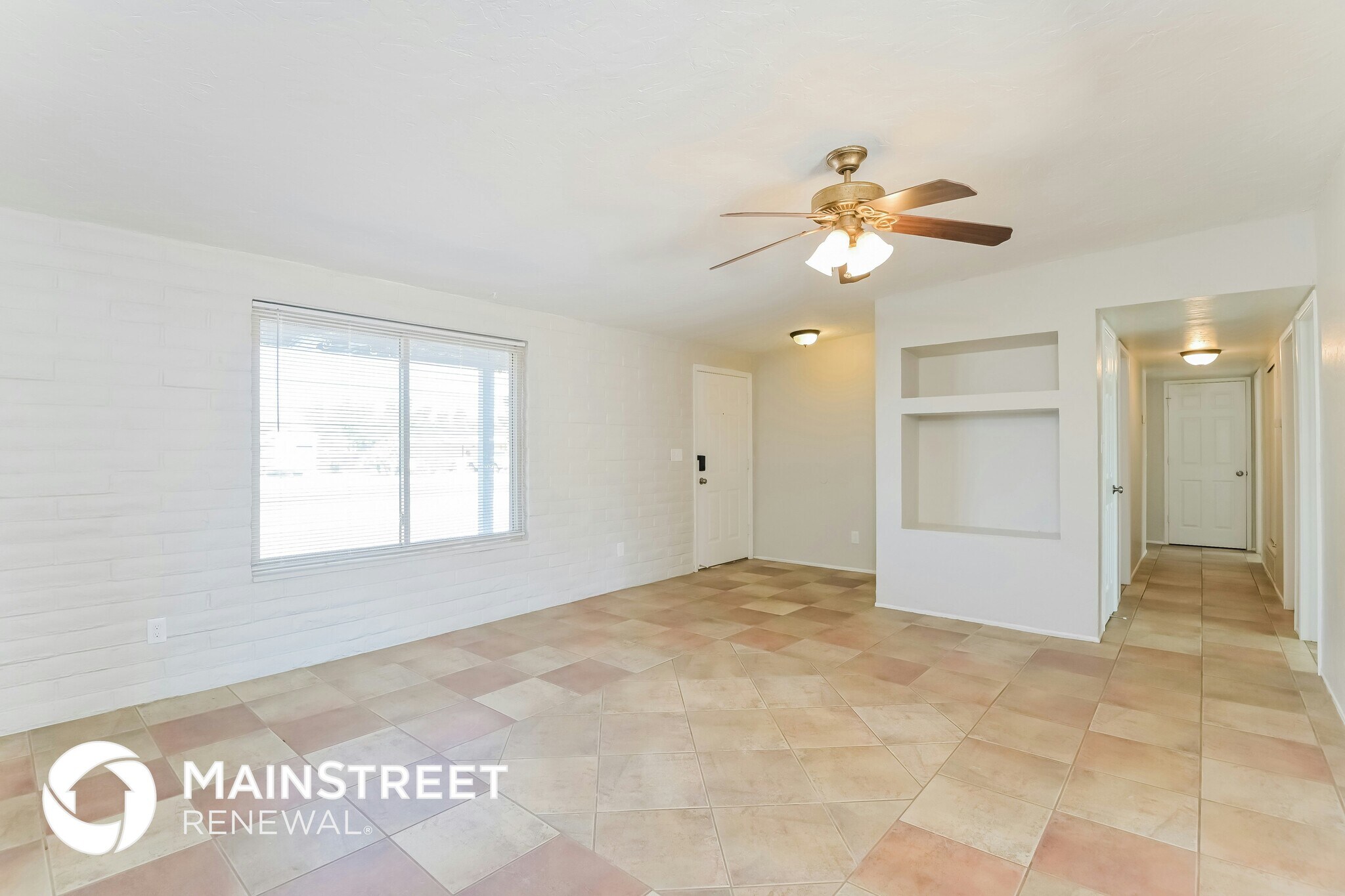 Building Photo - 7520 E Stella Rd