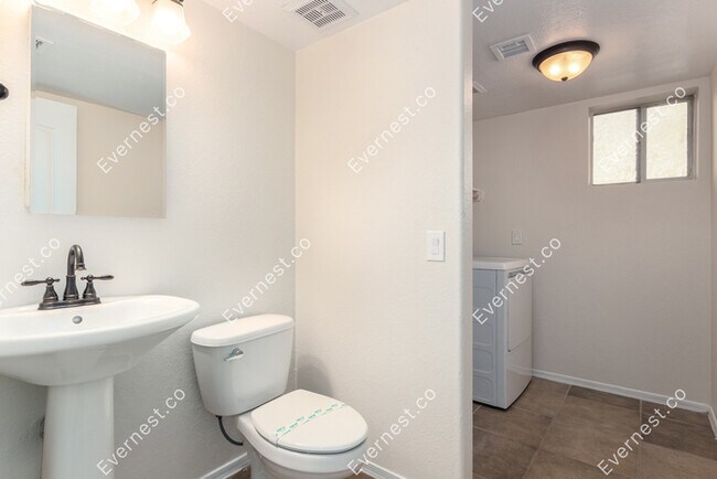 Building Photo - 5257 W Bobwhite Way