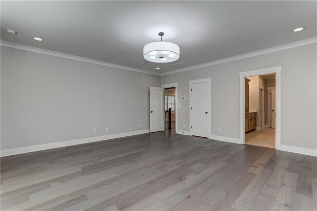 Building Photo - 1007 Fendley St