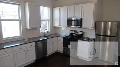 Building Photo - 3 bedroom in CHICAGO IL 60647