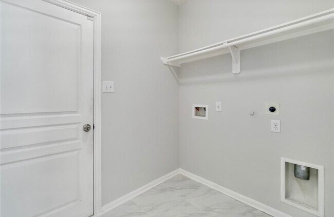 Building Photo - 3119 Cambridge Meadows Ln