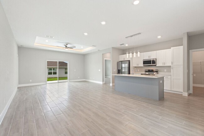 Building Photo - 2400 Rock Ct