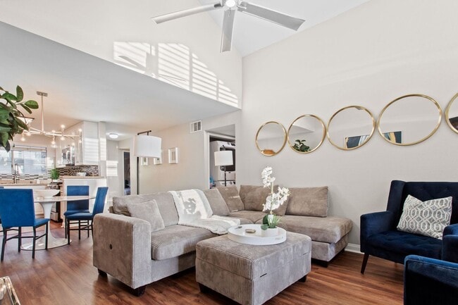 Building Photo - Fully Furnished 2-Bedroom Condo with Balcony – The Met, Woodland Hills