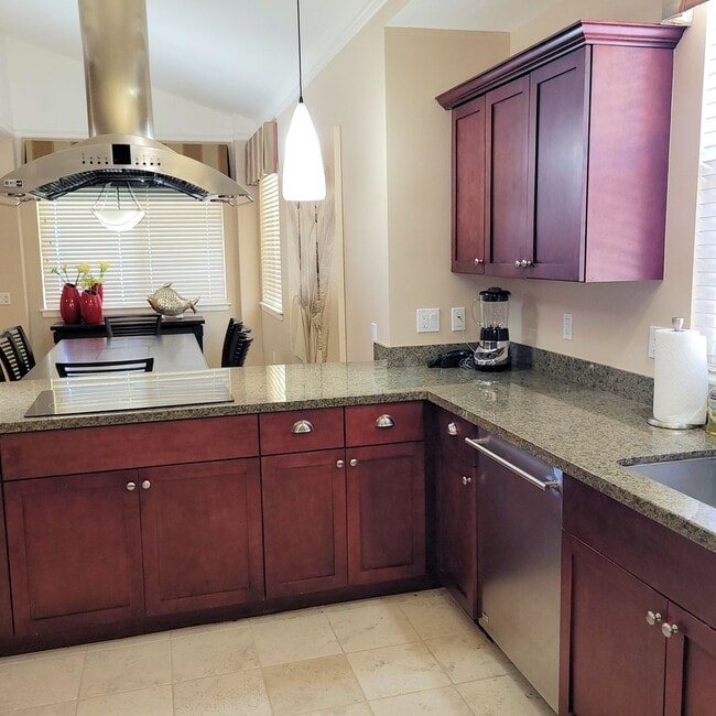 Building Photo - Luxury Living with Ocean Views in Wailea at Kai Malu