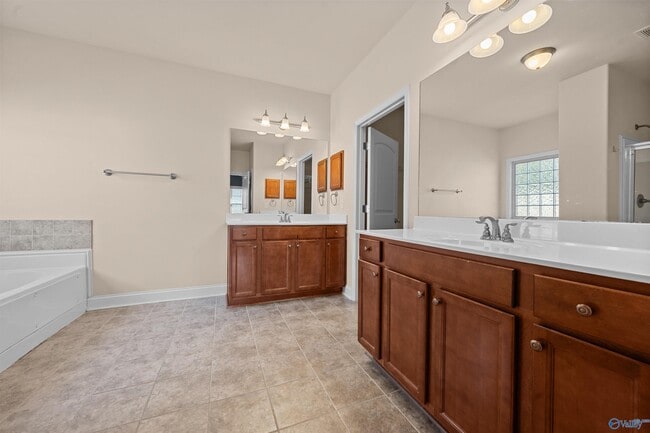 Building Photo - 107 Autumn Haven Ln