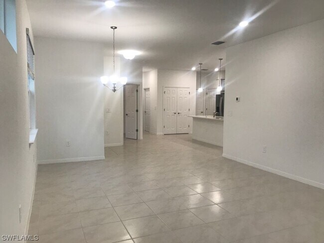 Building Photo - 4225 Bloomfield St